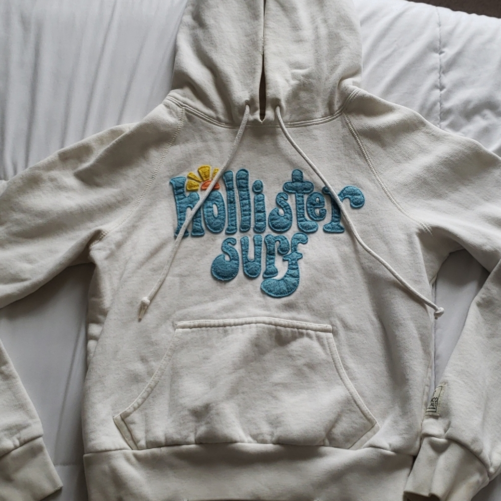 Off white Hollister Pull over